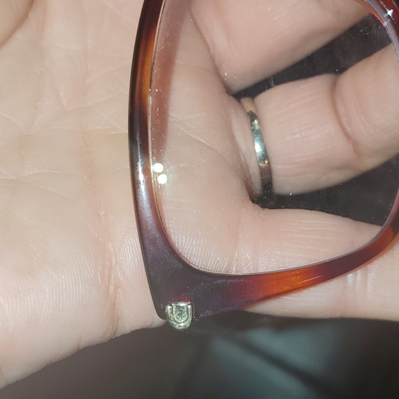 Chloe frames. - Picture 7 of 9